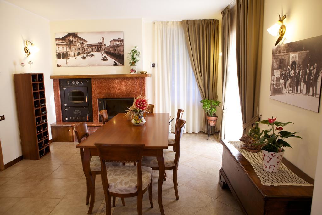 Agriturismo La Rocca Hotel Marsia Esterno foto